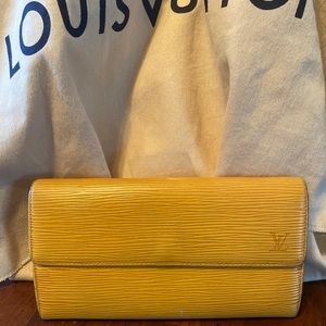 Louis Vuitton Epi Wallet